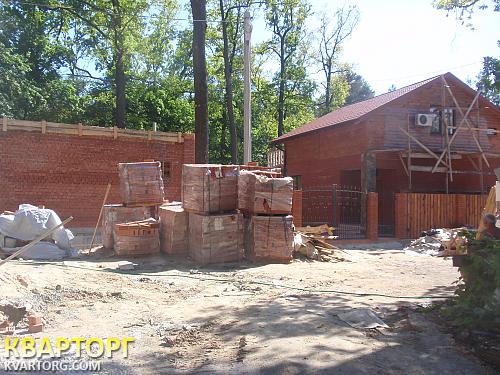 Sell house. Киевская обл., Коментерна — photo 1