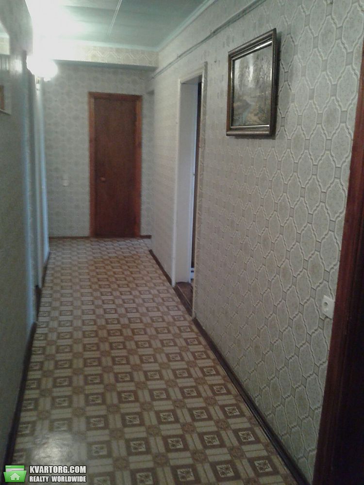 Sell 4-room apartment. Днепропетровск, Симафорная  ул. — photo 4
