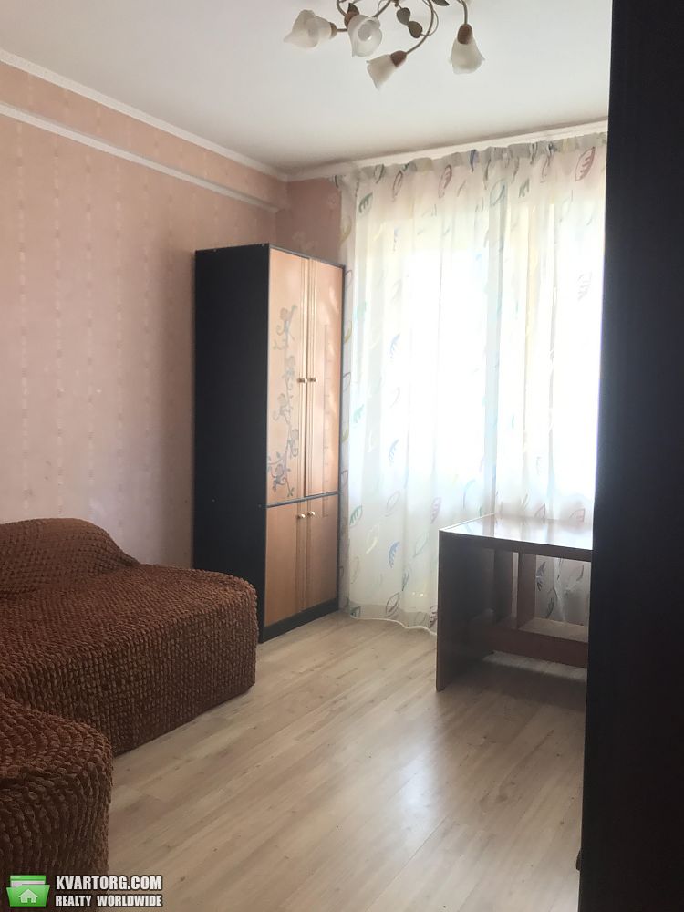 Rent out 2-room apartment. Киев,  Декабристов — photo 7