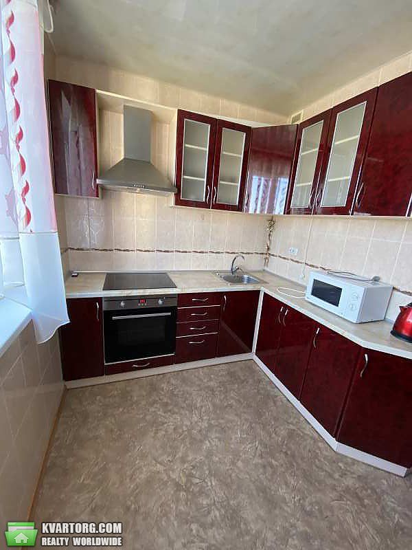 Rent out 3-room apartment. Харьков, Командарма Корка — photo 1
