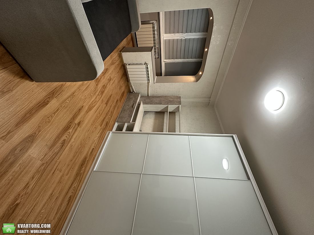 Rent out 1-room apartment. Киев,  Лайоша Гавро — photo 7