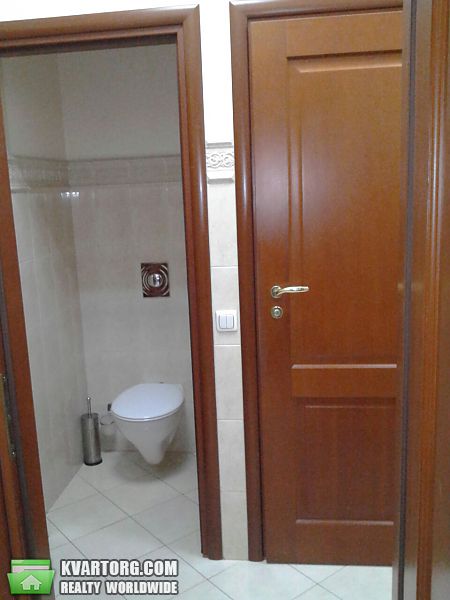 Rent out office. Киев, Новоконстантиновская — photo 3