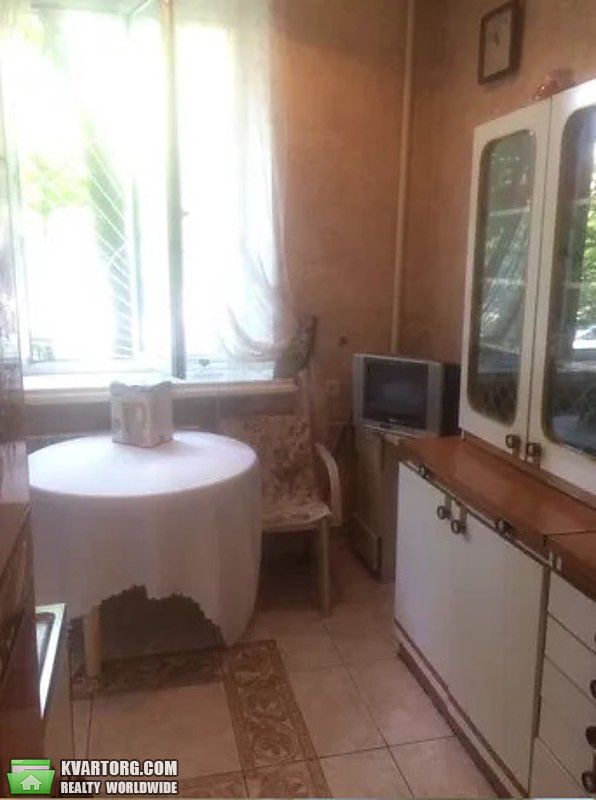 Sell 2-room apartment. Киев,  Лабораторный пер — photo 2