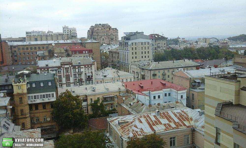 Rent out 3-room apartment. Киев,  Владимирская — photo 10