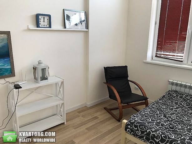 Rent out 1-room apartment. Киев,  Урловская — photo 3