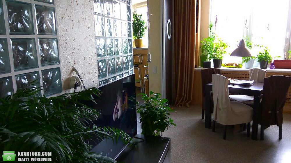 Sell 3-room apartment. Киев,  Пчелки — photo 2