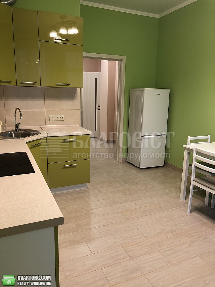 Rent out 2-room apartment. Киев,  Малевныча — photo 8