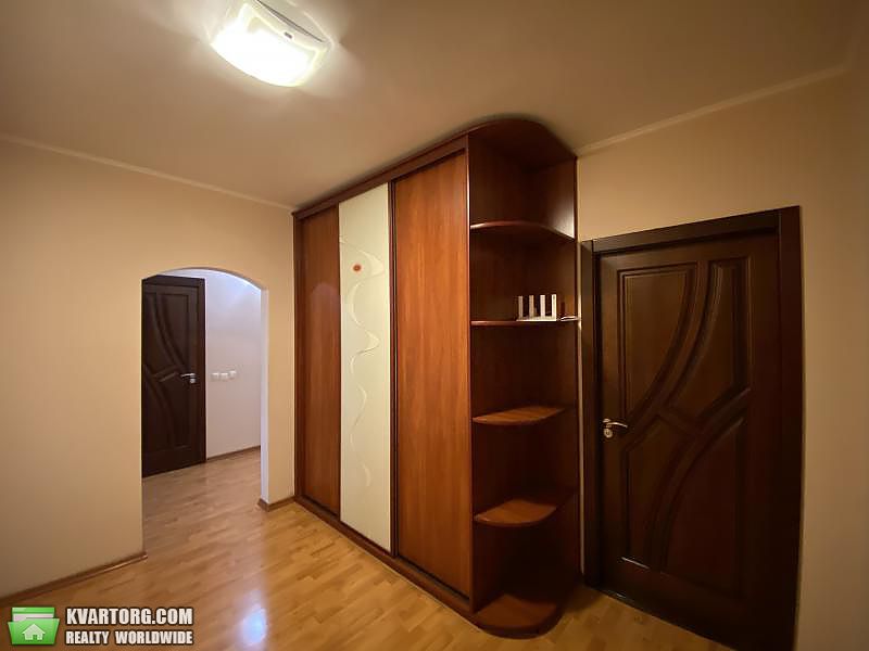 Sell 2-room apartment. Киев, Лесной проспект — photo 2