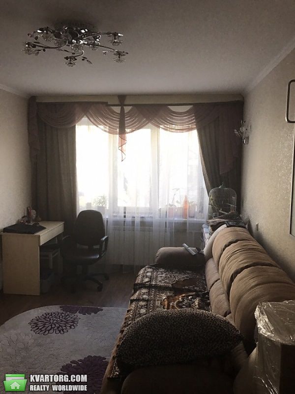 Sell 3-room apartment. Киев,  Свободы пр — photo 1