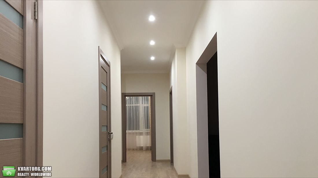 Rent out 3-room apartment. Киев,  Глубочицкая — photo 8