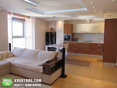 Sell 2-room apartment. Киев, Дегтяревская — photo 2