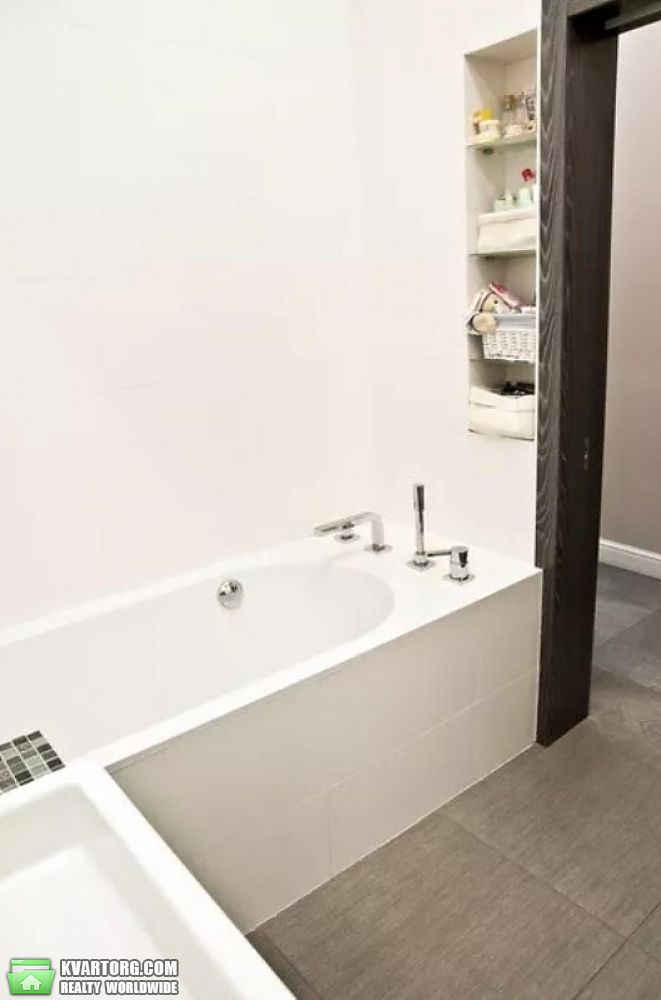 Rent out 3-room apartment. Киев,  Большая Васильковская — photo 7