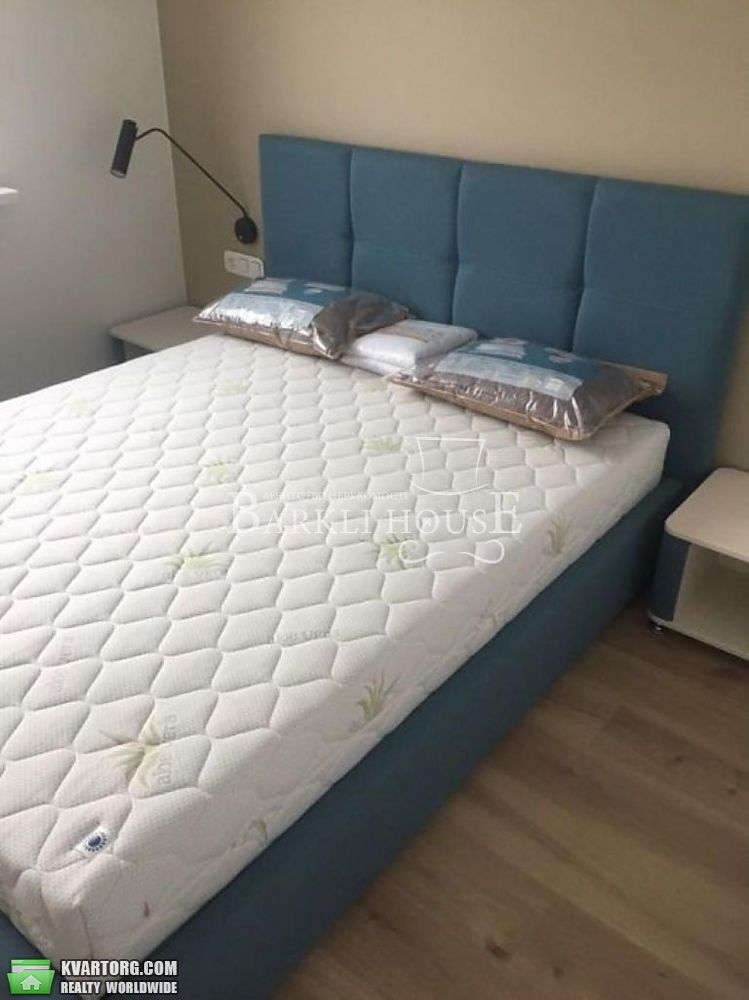 Rent out 2-room apartment. Киев,  Богдановская — photo 5