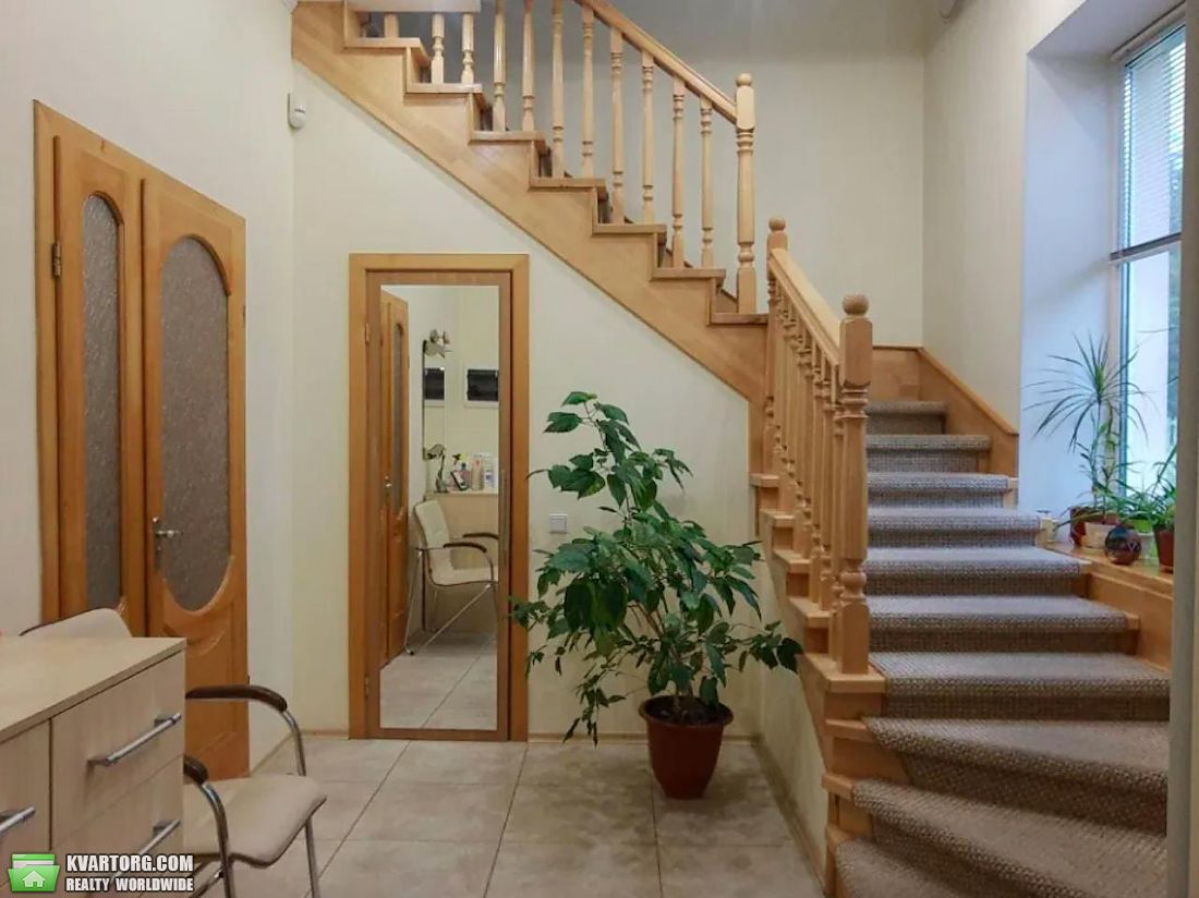 Rent out house. Киев,  Черняховского — photo 5