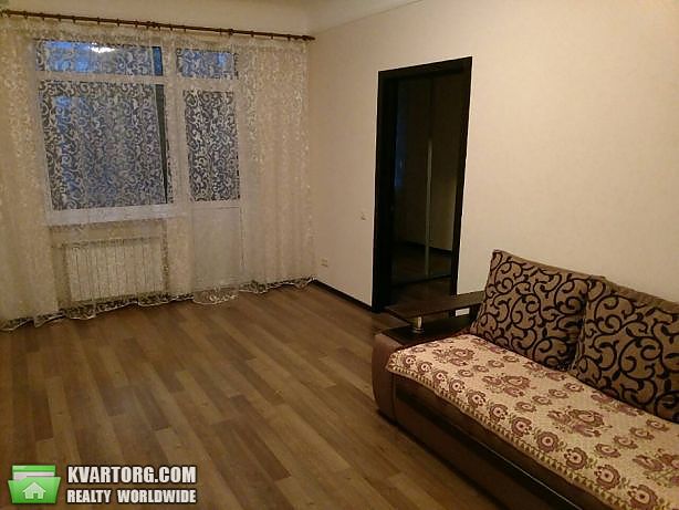 Rent out 2-room apartment. Киев,  Белицкая — photo 2