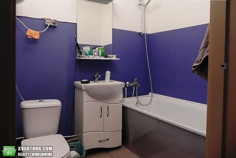 Sell 3-room apartment. Киев,  Алма-Атинская — photo 9