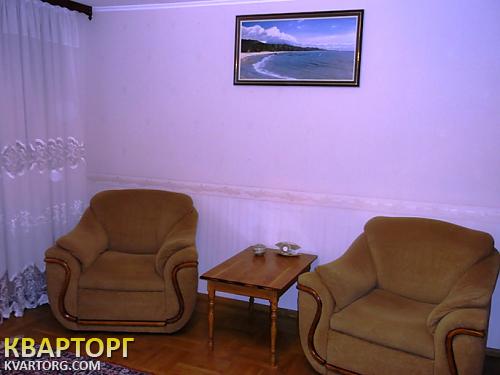 Rent out 2-room apartment. Киев,  Тычины пр — photo 9