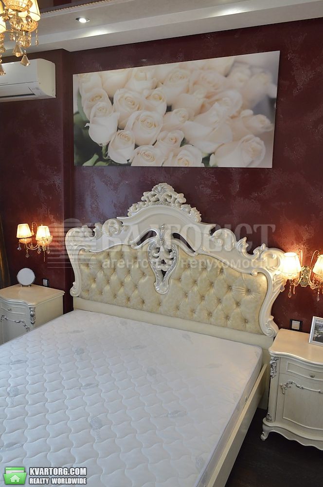 Rent out 2-room apartment. Киев,  Драгомирова — photo 4