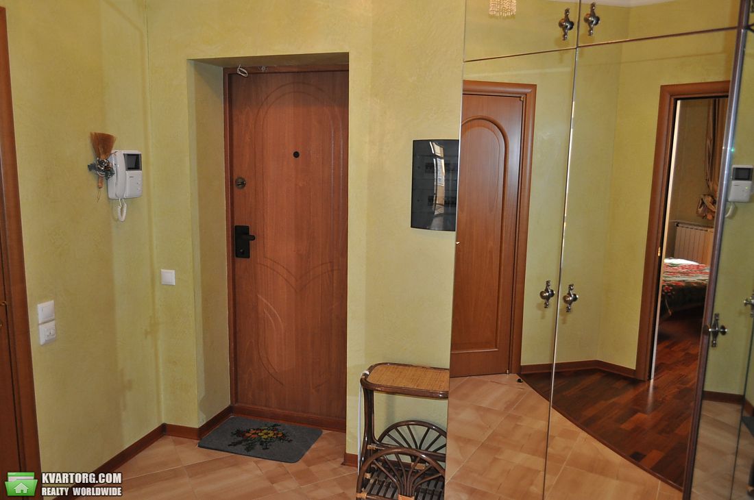 Rent out 2-room apartment. Киев, Героев Сталинграда пр — photo 7
