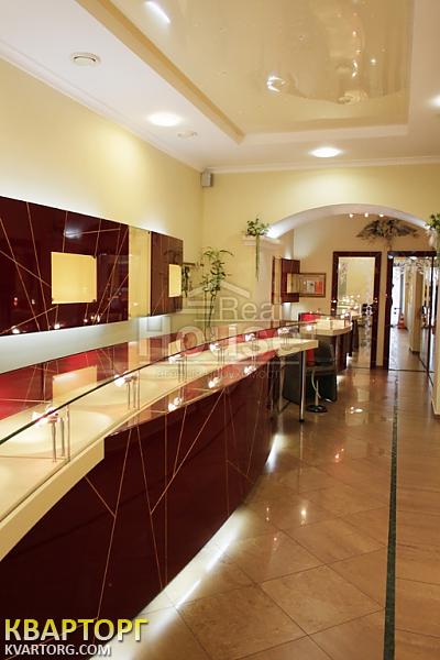 Rent out shop. Киев,  Бассейная — photo 1