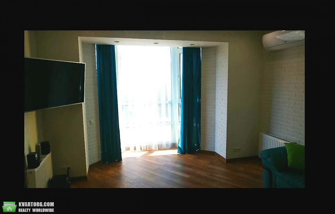 Rent out 2-room apartment. Киев,  Герцена — photo 4