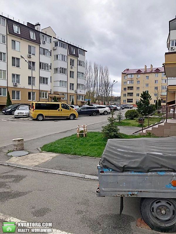 Rent out 3-room apartment. Киевская обл., Соборная — photo 9