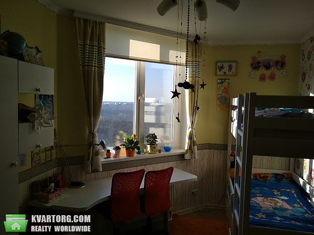Sell 3-room apartment. Киев,  Рижская — photo 4