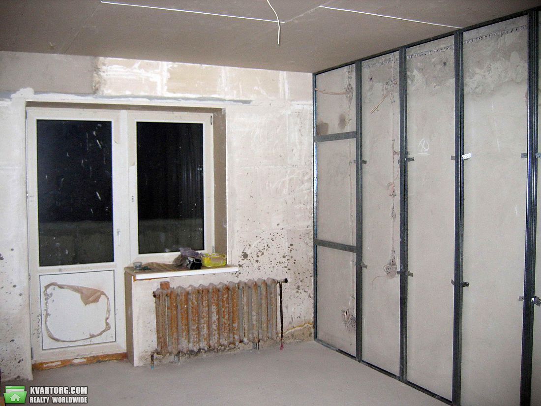 Sell 2-room apartment. Киев,  Срибнокильская — photo 4