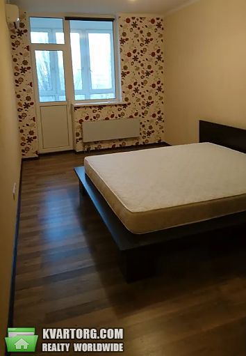 Rent out 2-room apartment. Киев, Сикорского — photo 3