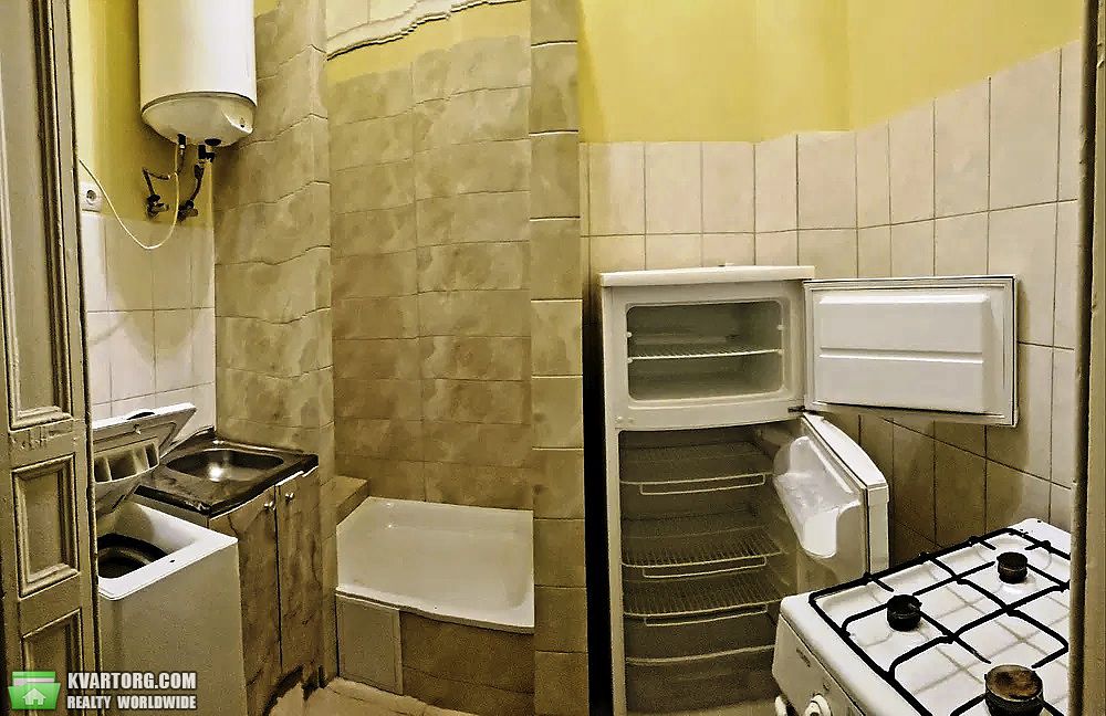 Rent out 1-room apartment. Львов, Міцкевича — photo 4