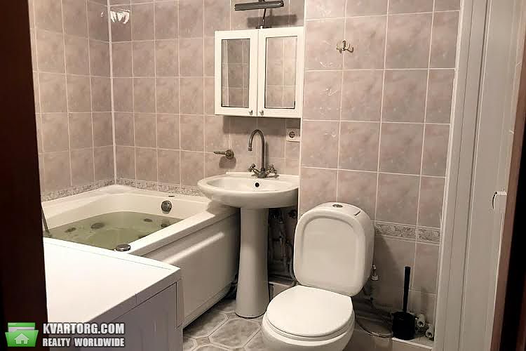 Rent out 3-room apartment. Киев, Райдужна — photo 5
