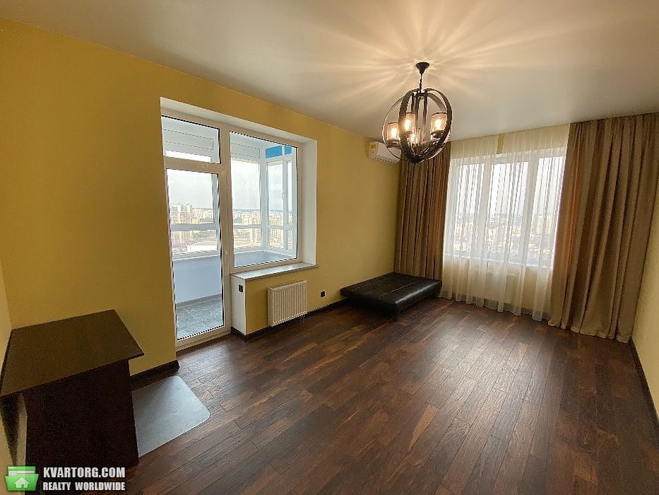Sell 2-room apartment. Киев,  Никольско-Слободская — photo 3