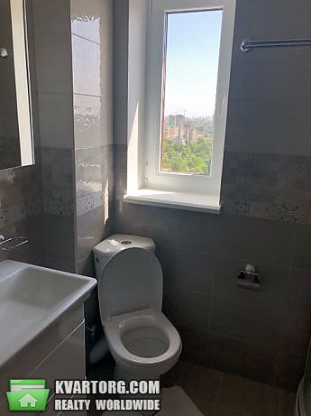 Rent out 2-room apartment. Киев,  Лепсе бул — photo 3