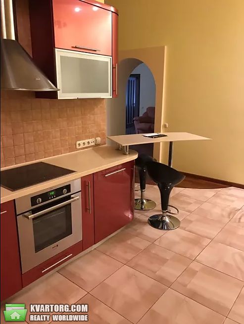 Rent out 2-room apartment. Киев,  Большая Васильковская — photo 3