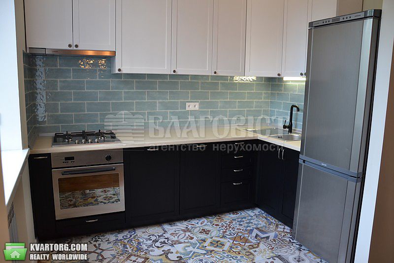 Rent out 2-room apartment. Киев,  Грушевского — photo 2