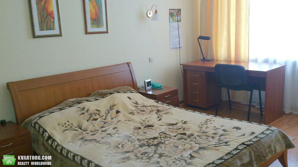 Rent out 3-room apartment. Киев,  Крещатик — photo 3