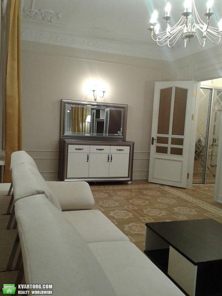 Rent out 2-room apartment. Киев,  Богдана Хмельницкого — photo 4