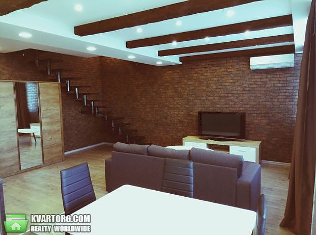 Rent out 2-room apartment. Киев,  Александровская — photo 2