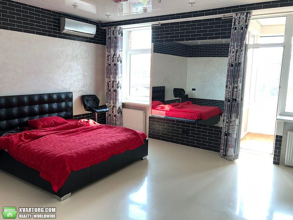 Rent out 1-room apartment. Киев,  Леси Украинки бул — photo 3