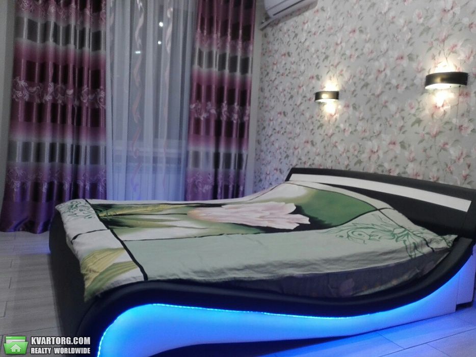 Sell 2-room apartment. Днепропетровск, Днепродзержинск — photo 2