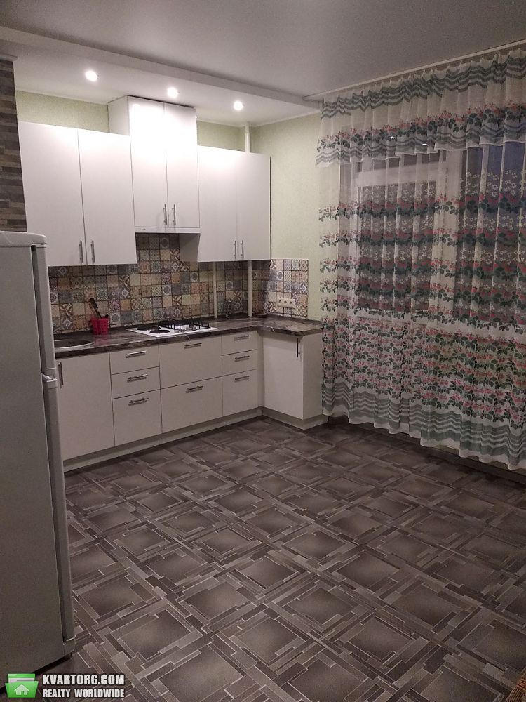 Rent out 1-room apartment. Киев,  Пожарского — photo 2