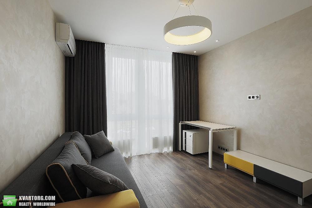 Rent out 3-room apartment. Киев,  Златоустовская — photo 4
