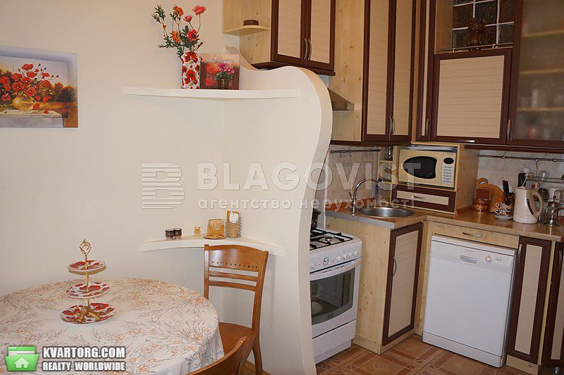 Rent out 2-room apartment. Киев,  Крещатик — photo 4