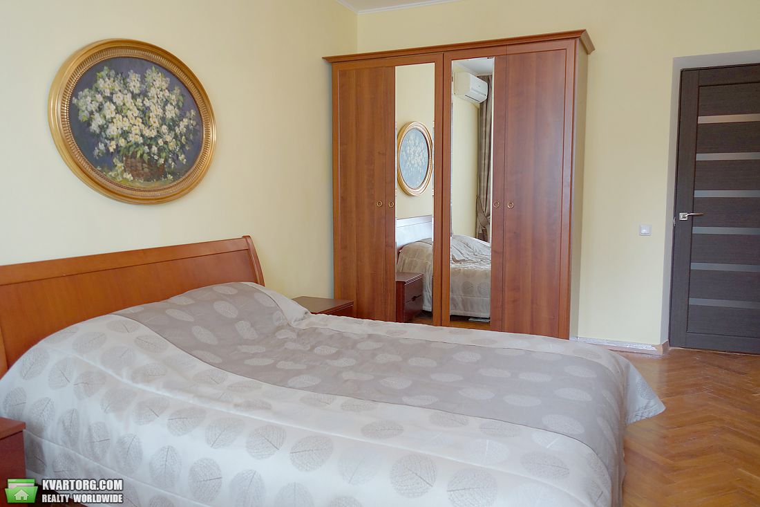 Rent out 2-room apartment. Киев,  Гончара — photo 5