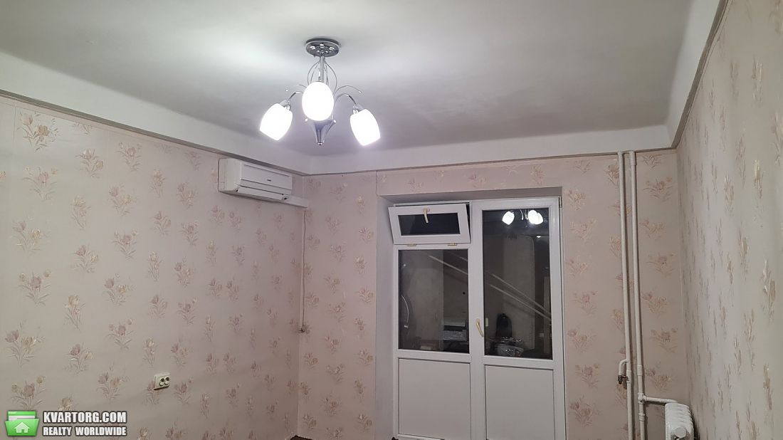 Sell 2-room apartment. Киев, Ромена Роллана — photo 4