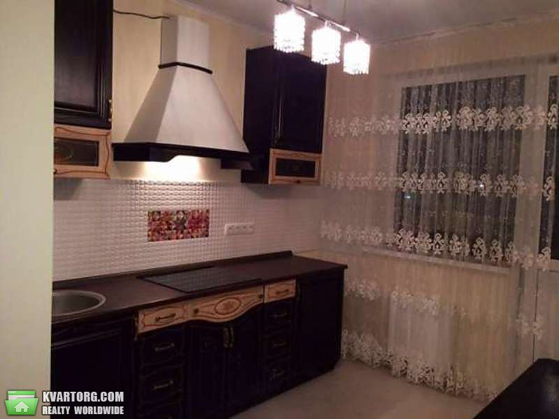 Sell 1-room apartment. Киев,  Автозаводская — photo 1