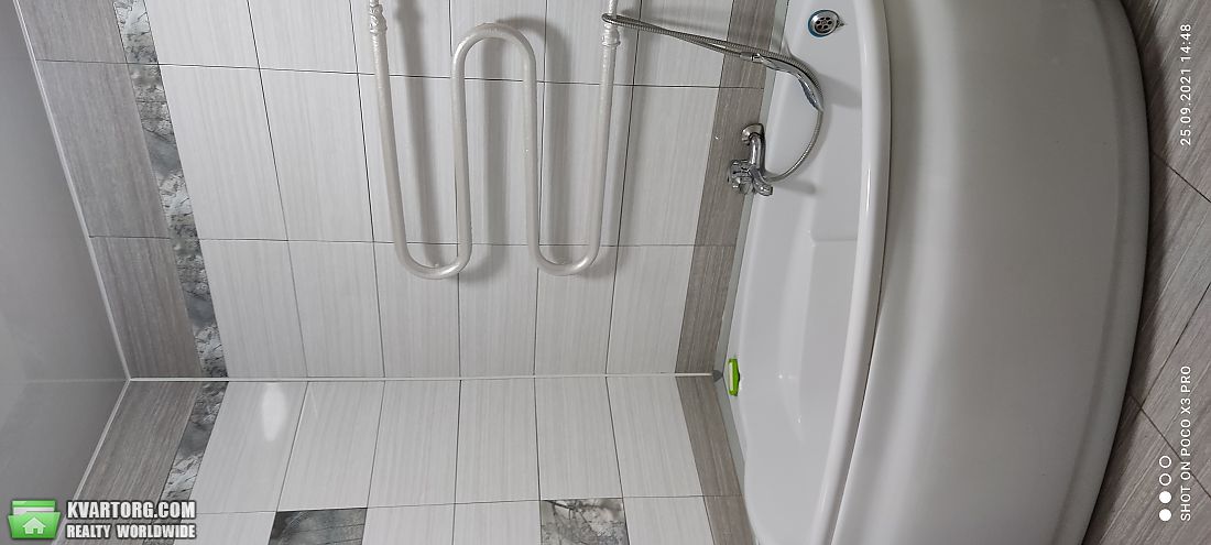 Sell 2-room apartment. Донецк, октября — photo 1