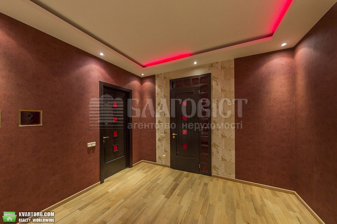 Rent out 3-room apartment. Киев,  Владимирская — photo 6