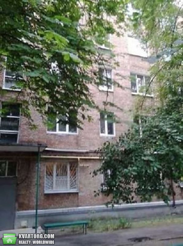 Sell 3-room apartment. Киев,  Салютная — photo 1
