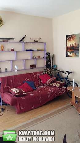 Rent out 2-room apartment. Киев,  Урловская — photo 4